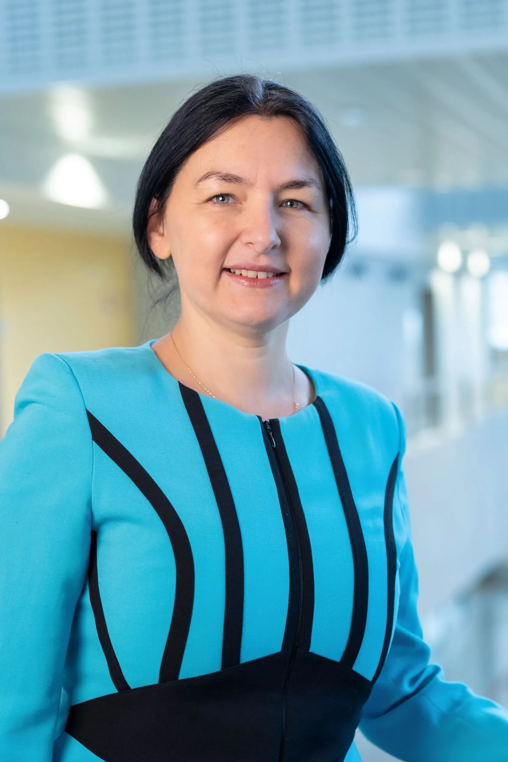 Adriana_Tapus_Portrait.jpg