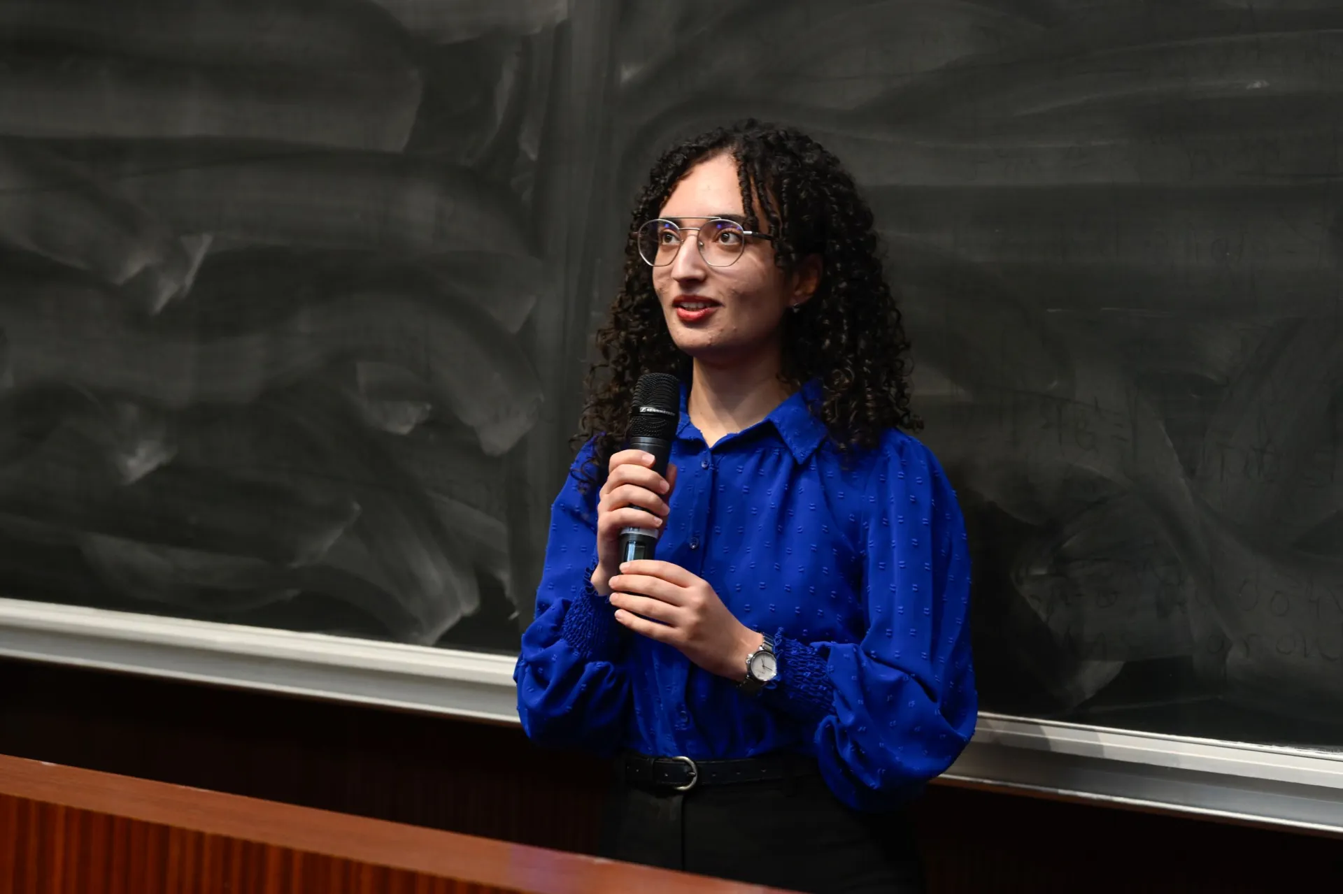 Nesrine_Mnif_laur_ate_du_prix_Maryam_Mirzakhani.jpg