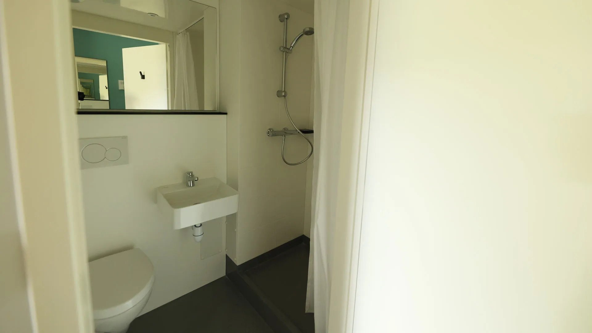 Salle d'eau d'un studio sur le campus de Brest
